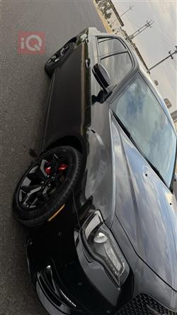 کرایسلەر 300